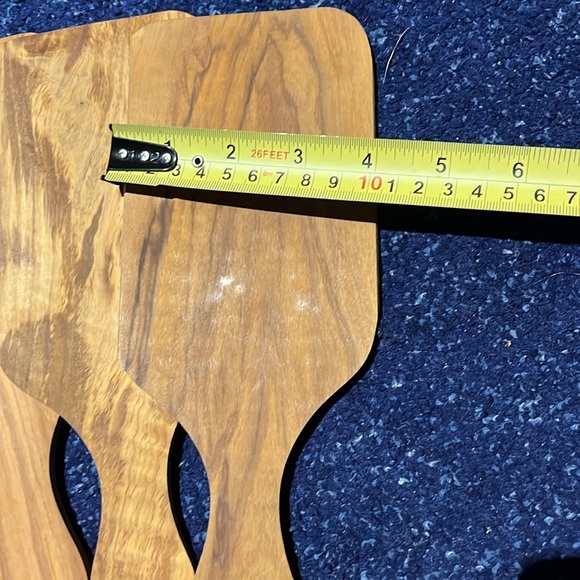 NWOT 4 Olive wood cheese boards - Picture 4 of 5